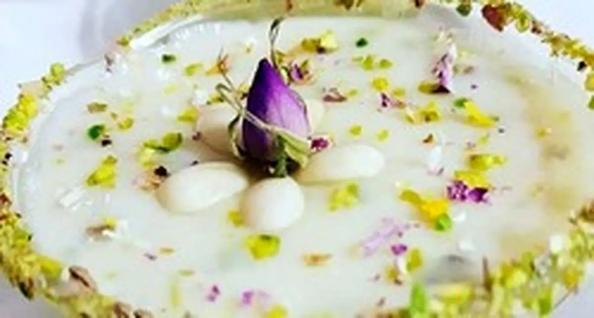 طرز تهیه فرنی پسته خوشمزه