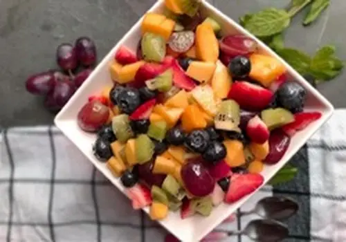 طرز تهیه چند نوع سالاد میوه/ سالاد میوه یک وعده سالم و خوشمزه برای فصل تابستان
