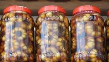 طرز تهیه سیر ترشی ساده و جذاب