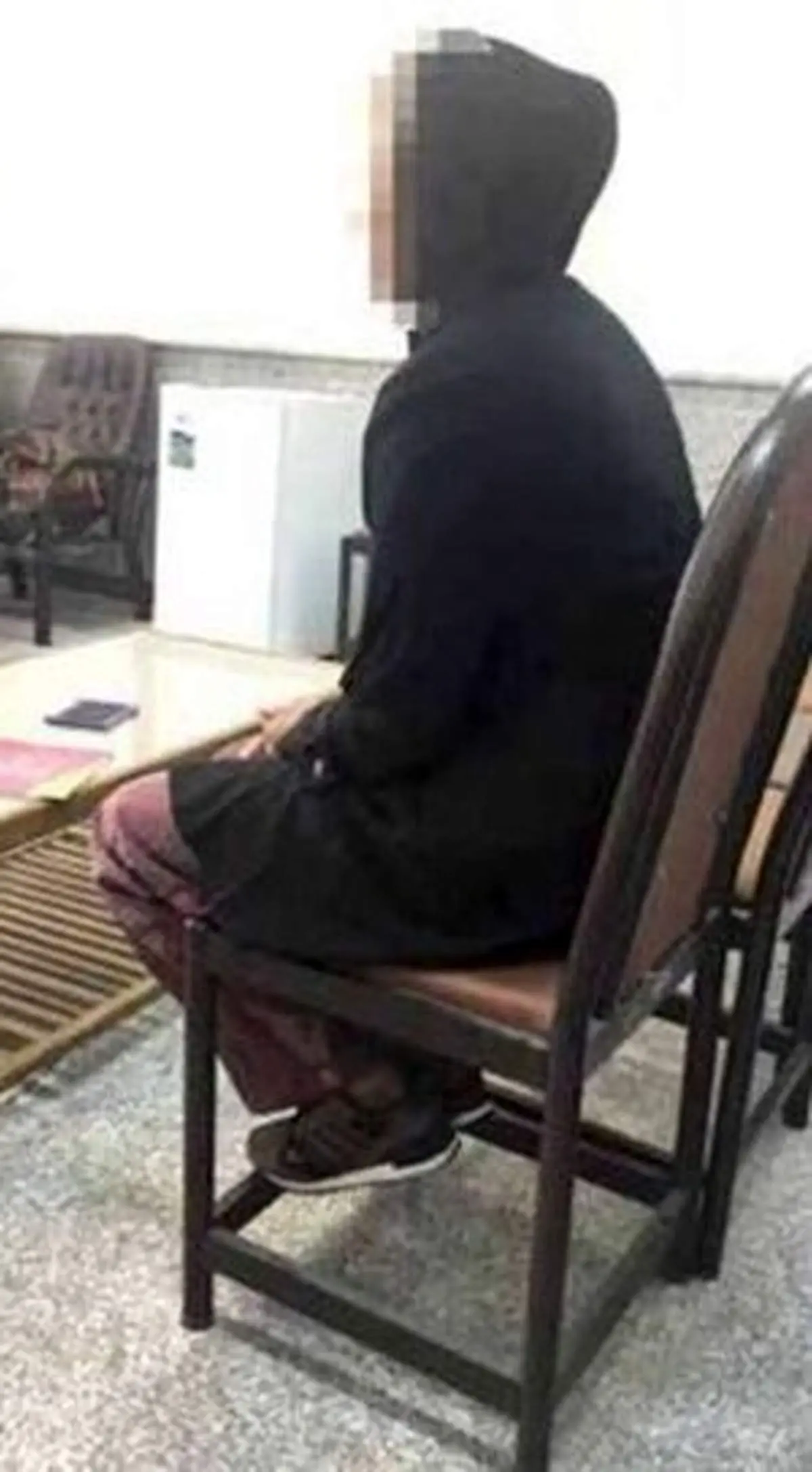 مرد خلافکار، همسرش را در مسیر مردان پولدار قرار میداد
