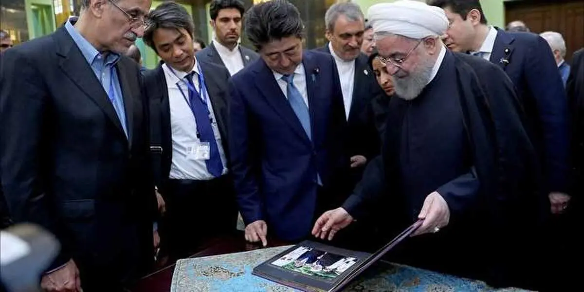بولتون: ترامپ از آبه شینزو خواست میانجی ایران و آمریکا شود