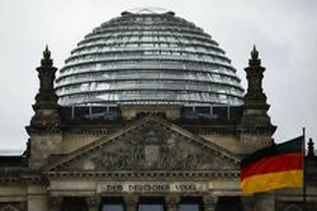 آلمان اعتبار ویزاهای شنگن منقضی شده را با اعطای اجازه کار ۳ ماه دیگر تمدید کرد