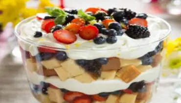 طرز تهیه ترایفل میوه‌ای خوشمزه