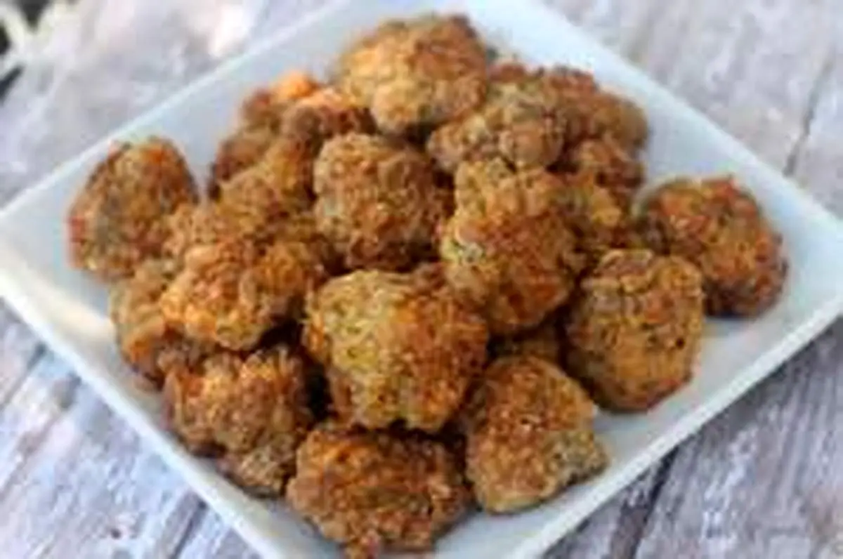 طرز تهیه توپک سوسیس با پنیر چدار