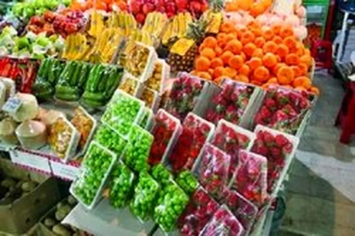 قیمت انواع میوه و تره بار در روز چهارشنبه ۱۱ تیر ۹۹ + جدول