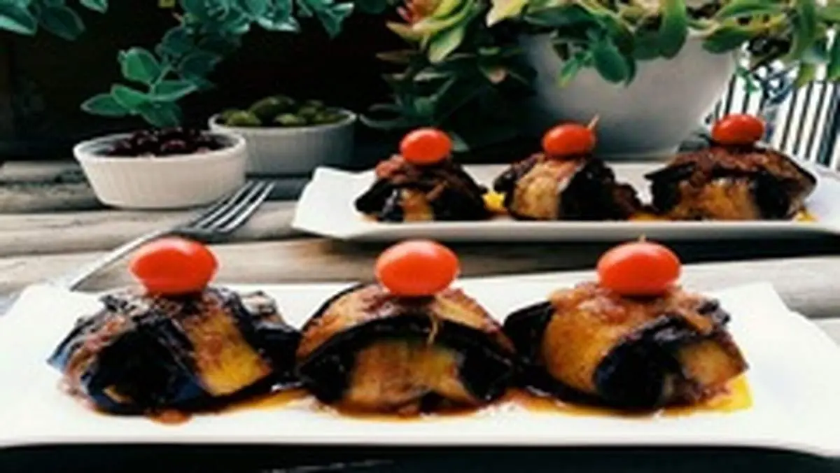 طرز تهیه بادمجان بقچه خوشمزه