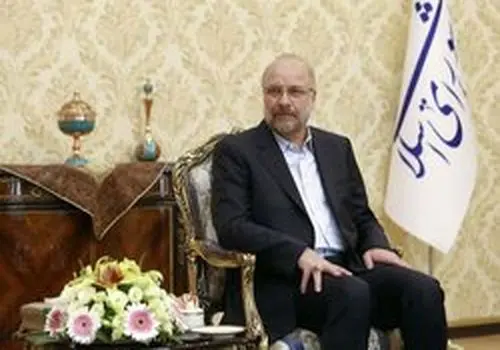 محاصره زنانه در مجلس؛ قالیباف مرکز توجه نمایندگان زن/عکس