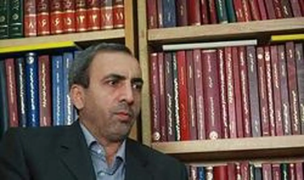 جلالی زاده: سردرگمی در برقراری ارتباط با کشور‌های غربی و همسایه، مهم‌ترین مشکل کشور