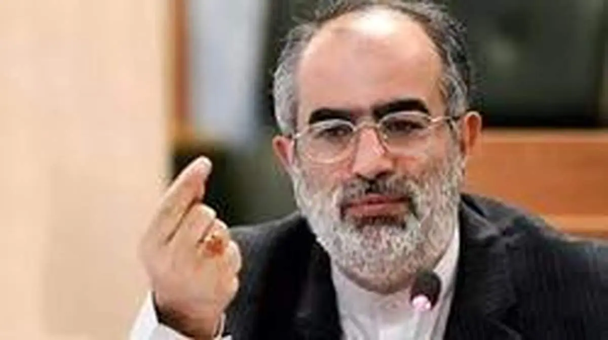 هشدار مشاور روحانی درباره کرونا: هیچ چیز عادی نشده است!