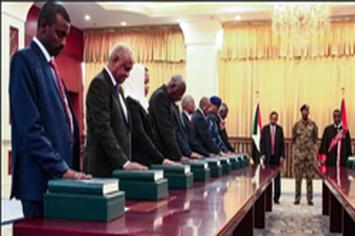 ۶ وزیر سودانی استعفا کردند