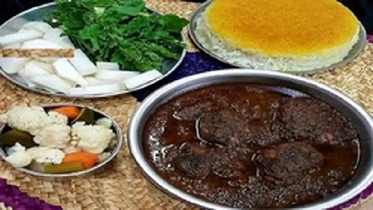 طرز تهیه سبزه فسنجون خوشمزه