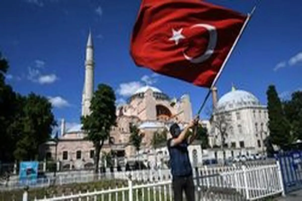 اردوغان فرمان تبدیل ایاصوفیه به مسجد را امضا کرد/واکنش‌ها