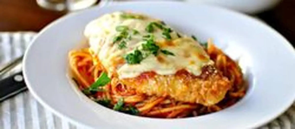 طرز تهیه چیکن پارمزان، شام خوشمزه