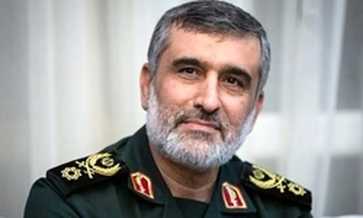 سردار حاجی‌زاده: قصد ورود به خودروسازی نداریم، می‌خواهیم کمک کنیم