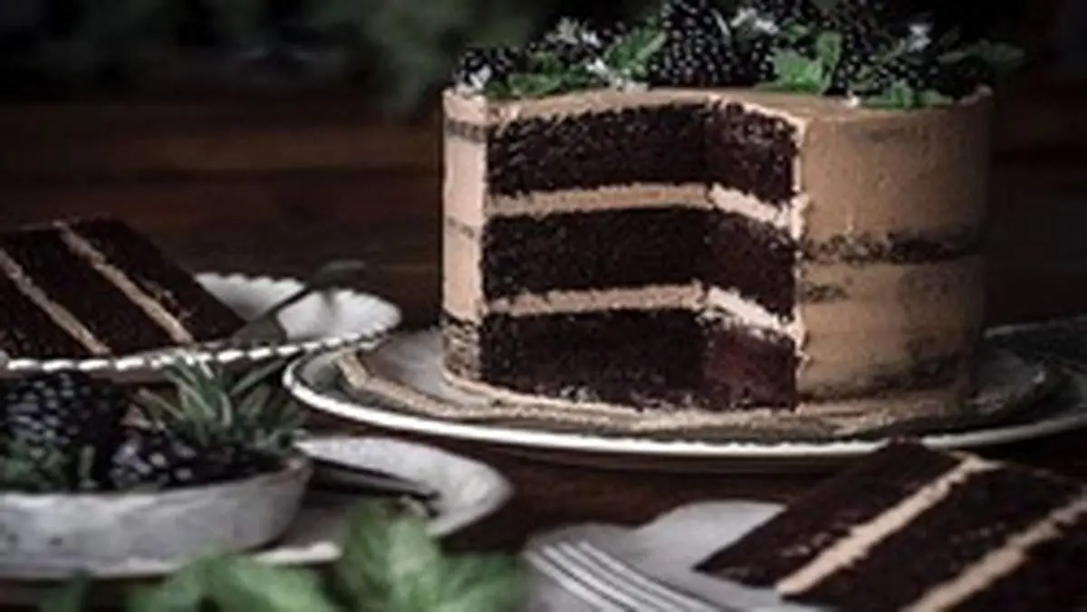 طرز تهیه کیک شیفون شکلاتی