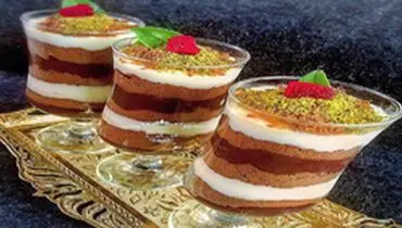 طرز تهیه محلبی دورنگ لیوانی