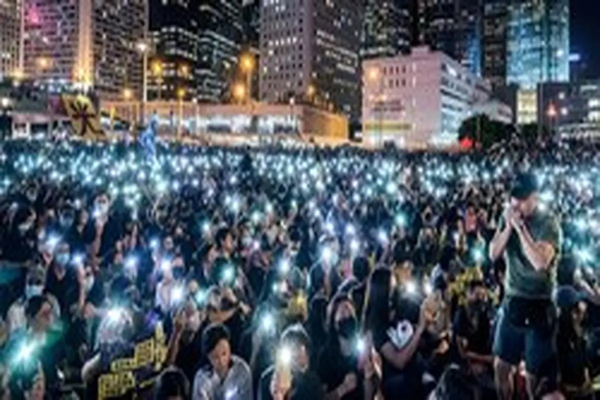 تعلیق تحویل اطلاعات کاربران به هنگ کنگ ازسوی فیس‌بوک و واتس‌اپ