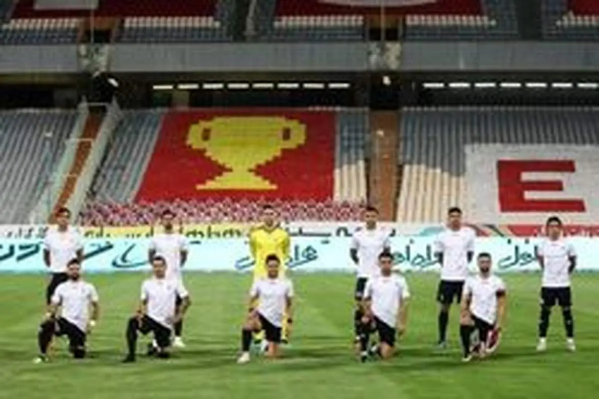وقتی ماکت هواداران «زن» هم اجازه حضور در ورزشگاه را ندارد!