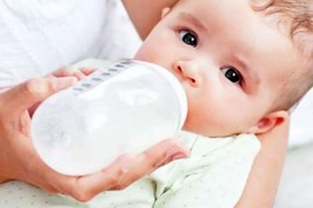 آیا تغییر شیر خشک باعث تب در کودک میشود یا خیر