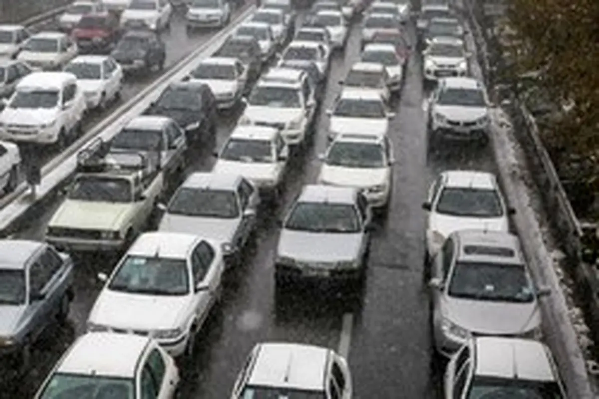 ترافیک سنگین در برخی مقاطع آزادراه کرج- قزوین