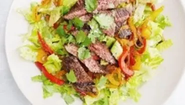 طرز تهیه سالاد استیک مقوی و سالم