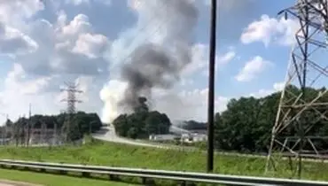 آتش‌سوزی گسترده در کارخانه مواد شیمیایی در جورجیای آمریکا + فیلم و عکس
