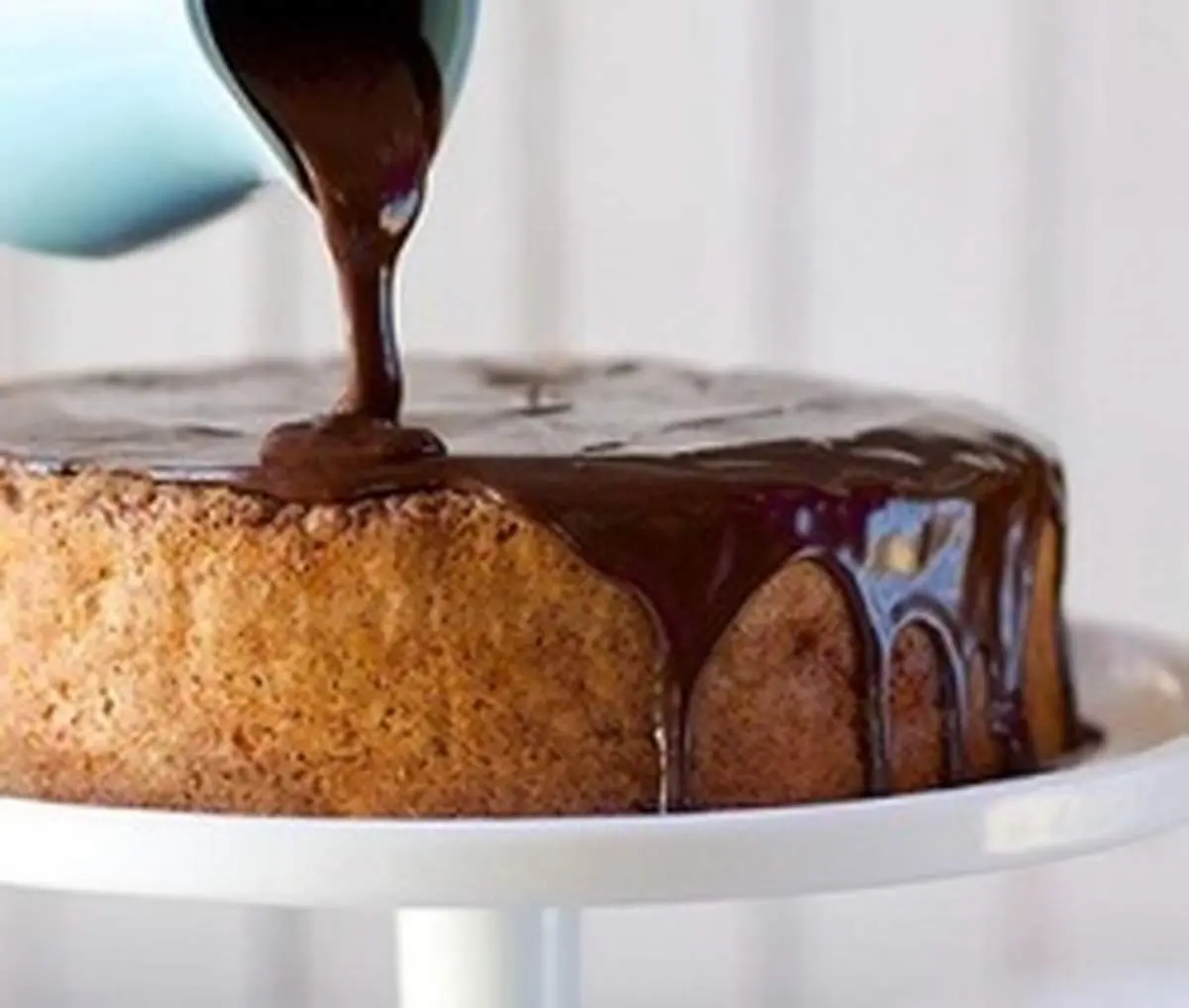 طرز تهیه سس براق شکلاتی