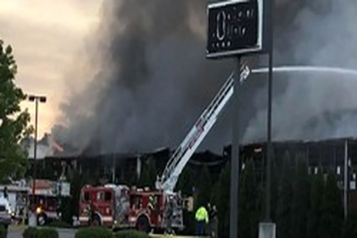 آتش‌سوزی در کارخانه فولاد در ایالت پنسیلوانیای آمریکا+ فیلم