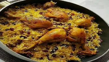 طرز تهیه کشمش پلو با مرغ زعفرانی