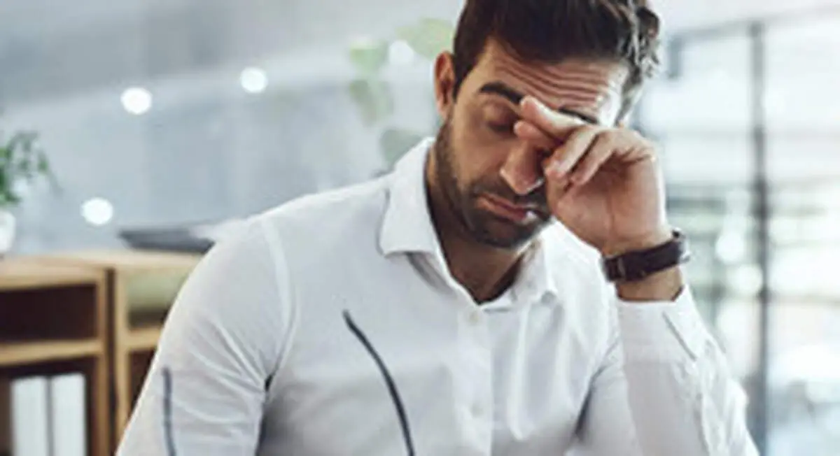 عادات ناسالمی که به چشم ها آسیب می‌زند