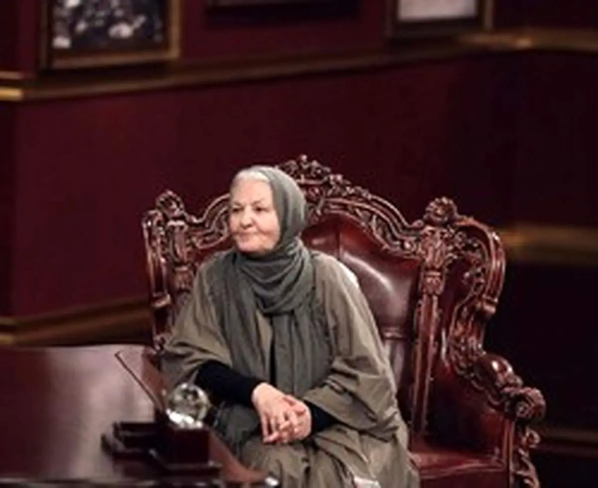 بازیگر اخراجی‌ها مهمان امشب «دورهمی» + بیوگرافی