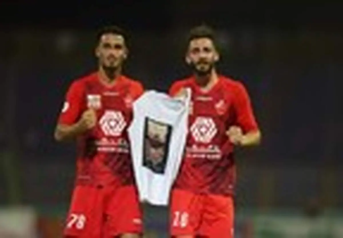 کری سرخ‌ها با عدد ۴ بعد از پوکر قهرمانی