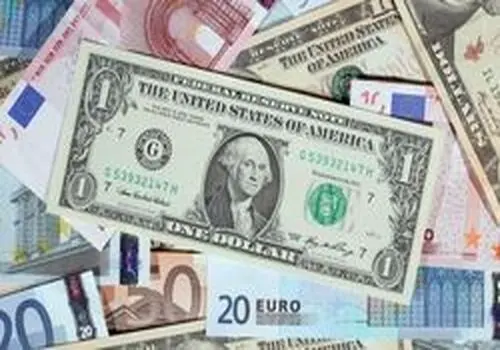 واکنش همتی به افزایش قیمت دلار+ عکس

