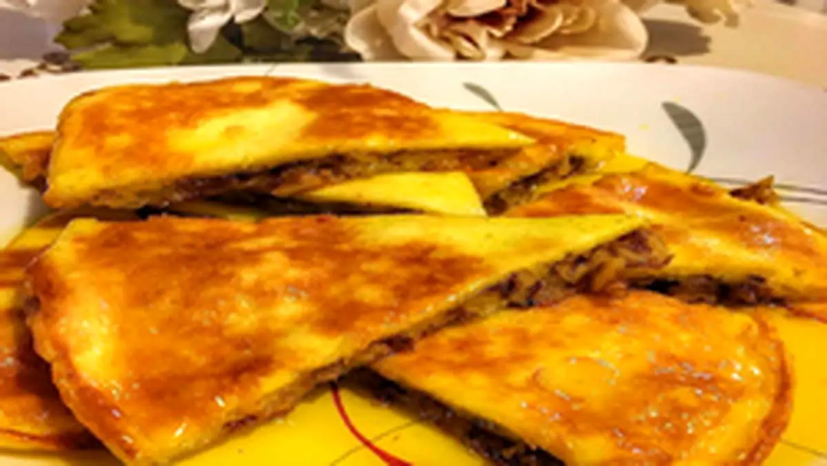 طرز تهیه قیقناخ مغزدار