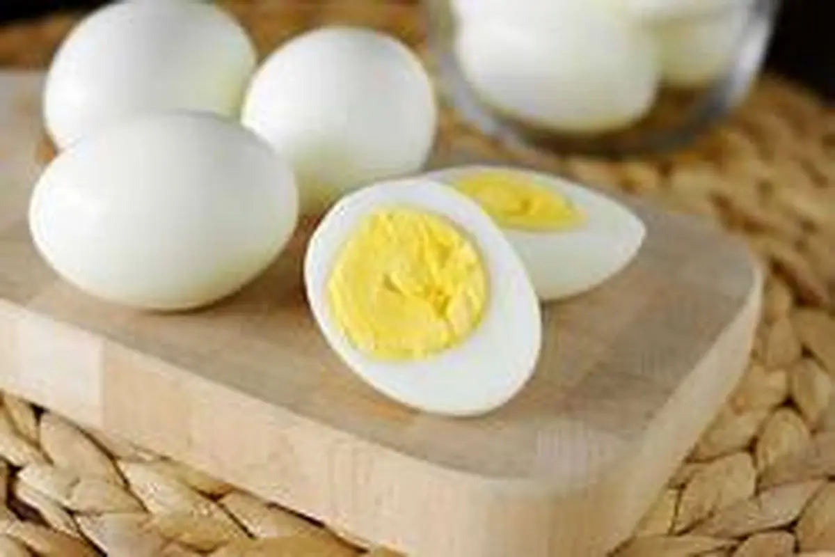 مضرات و خواص مصرف سفیده تخم مرغ