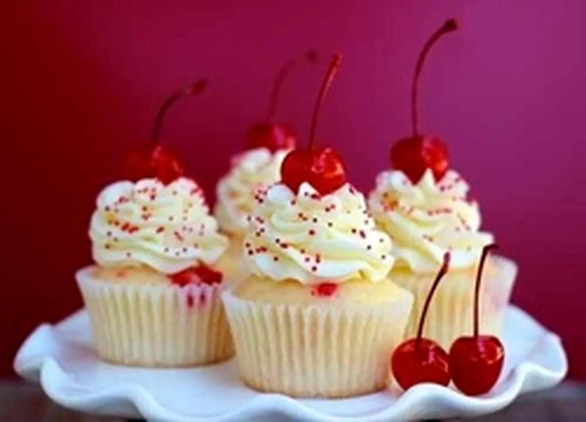 طرز تهیه کاپ کیک گیلاس شیک و لذیذ