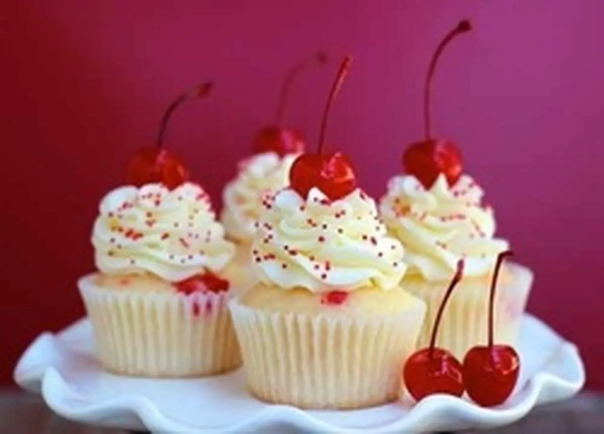 طرز تهیه کاپ کیک گیلاس شیک و لذیذ
