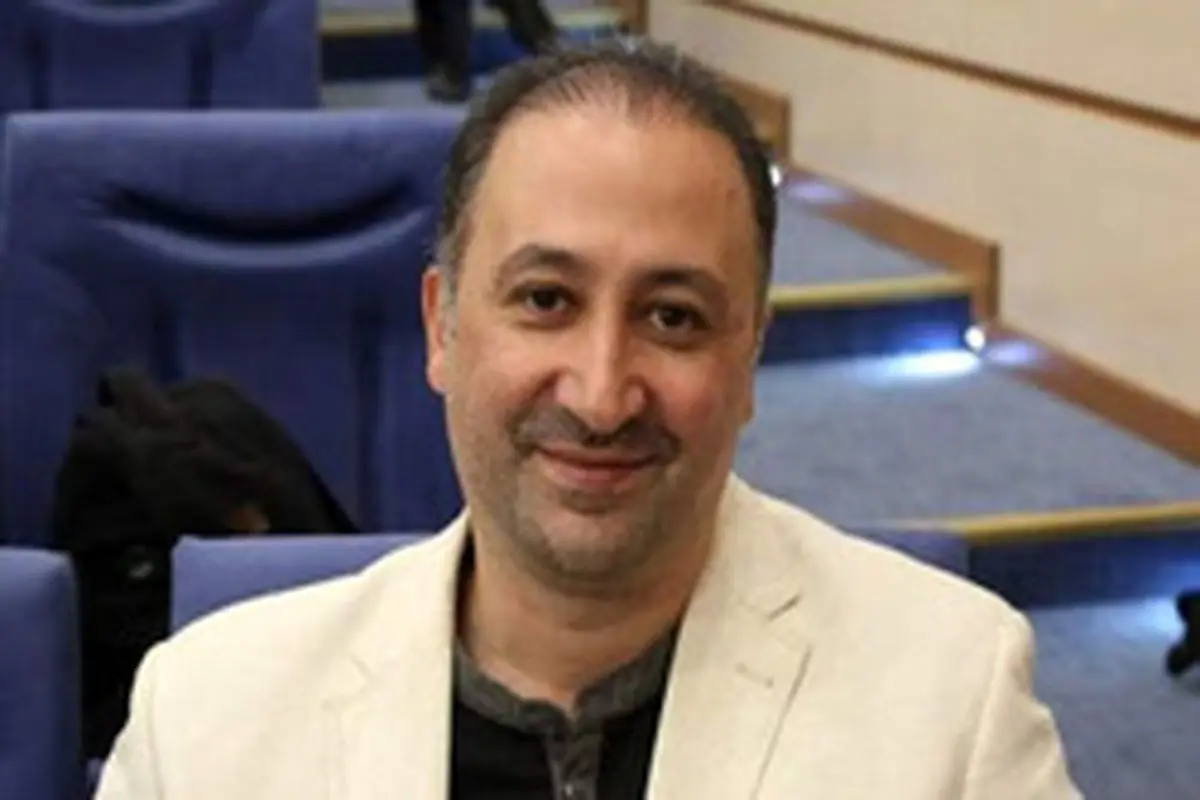 واکنش محمد دلاوری به شایعه پردازیهای اخیر درباره خروج وی از کشور