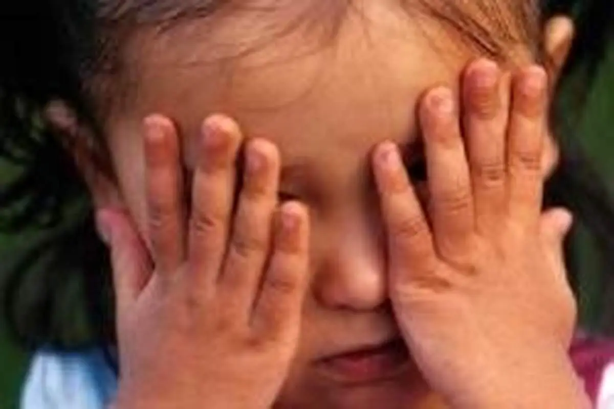 وقتی کودک سکس و رابطه جنسی پدر و مادر را می‌بیند!