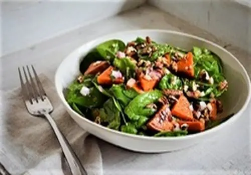 طرز تهیه سس سیر؛ چاشنی محبوب آشپزخانه

