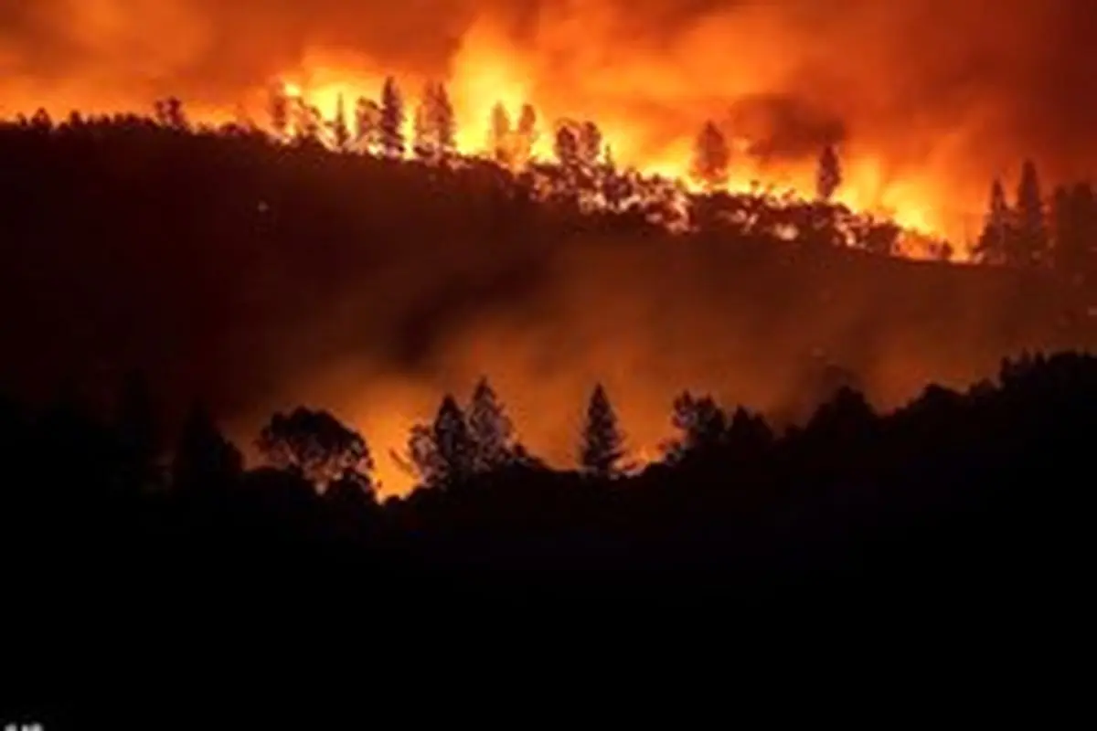 گسترش آتش‌سوزی در مناطق جنگلی کالیفرنیا