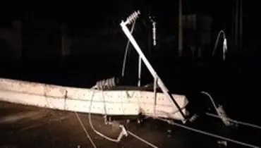 طوفان شدید شهر «گلمورتی» در دلگان را در نوردید/ قطع برق ۷۰ درصد شهر