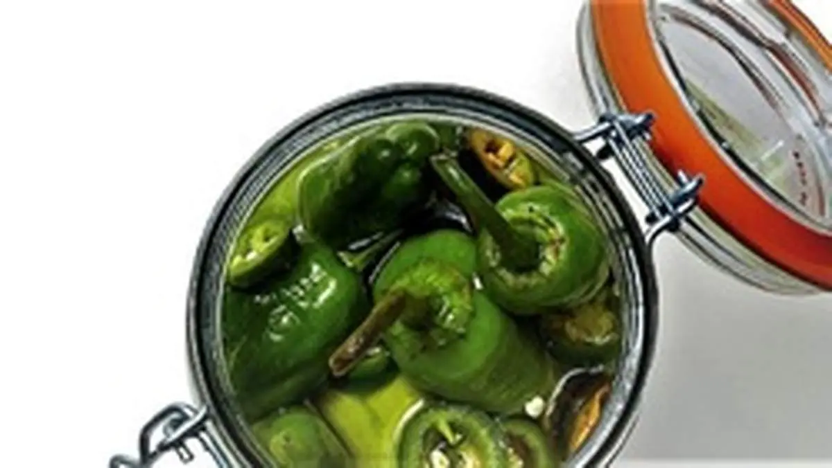 طرز تهیه ترشی فلفل سبز فوری