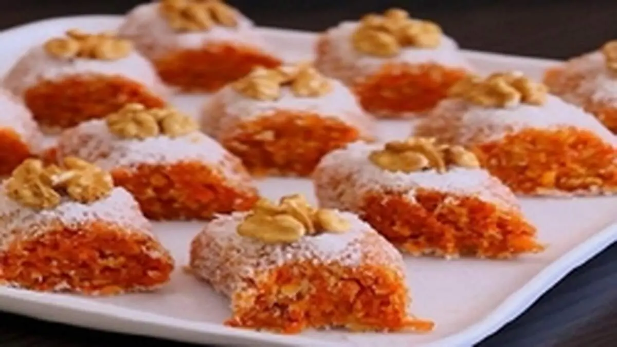 طرز تهیه دسر هویج رولی