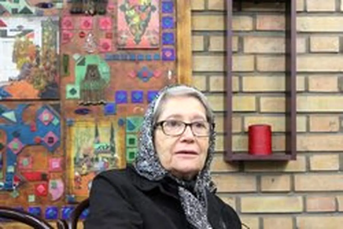 خوردن وایتکس رقیق شده با لیمو برای پیشگیری از کرونا توسط یک جوان/ واکسن روسی کرونا مورد تایید ایران نیست