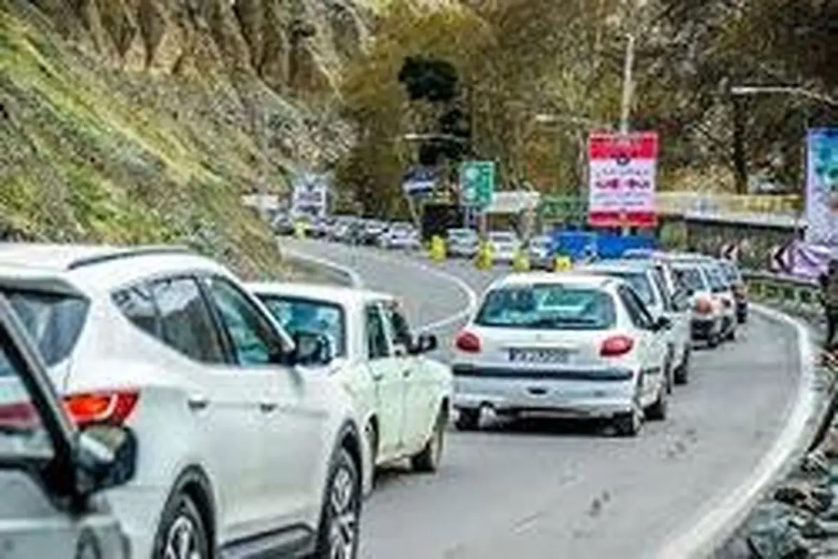 ترافیک نیمه سنگین در کرج-چالوس/بارش باران در دو استان