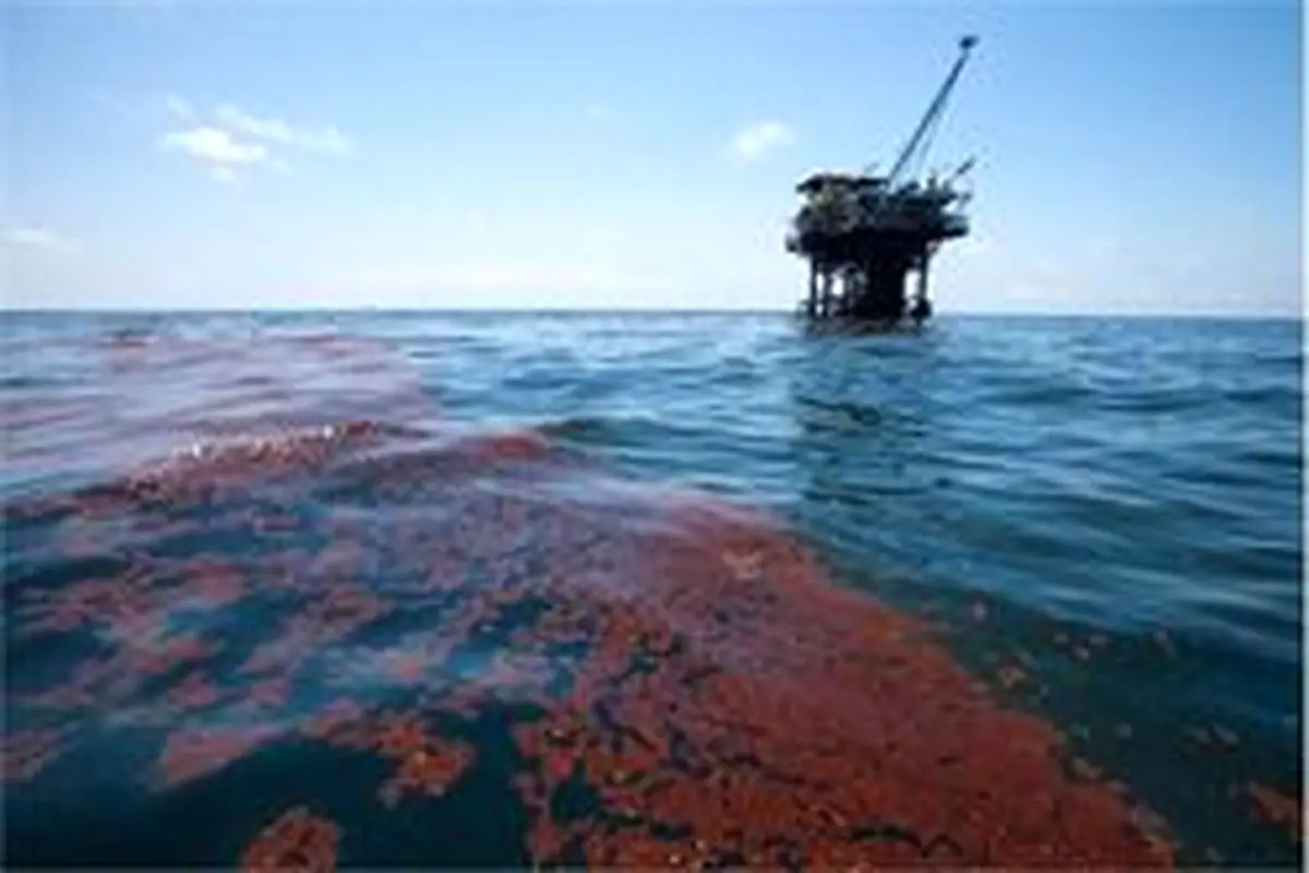 آلودگی محدوده سکو‌های نفتی خلیج فارس پاک‌سازی شد