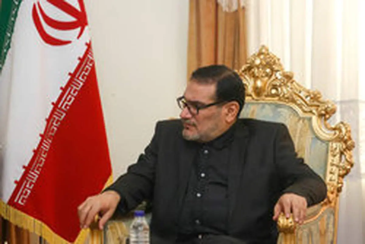 شمخانی: نمی‌توان نماز را با علی و نهار را با معاویه بود