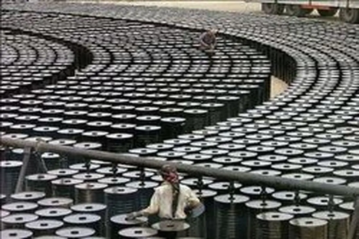 اعلام جزئیات گشایش اقتصادی روحانی؛ پیش فروش ۲۰۰ میلیون بشکه نفت