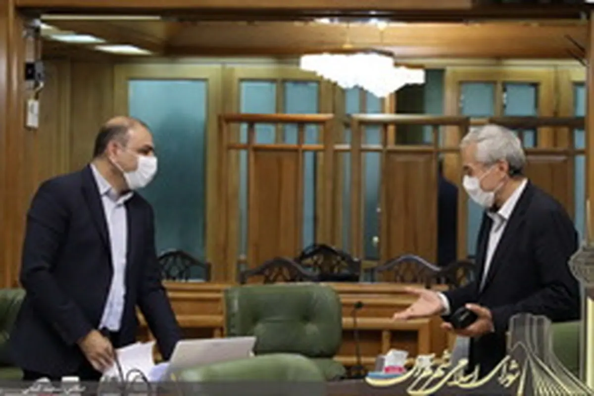 دولت به جای خرید اتوبوس برای تهران، طرح ترافیک را لغو میکند/ لغو طرح ترافیک، حرکت اتوبوسها را با اختلال روبهرو کرده است